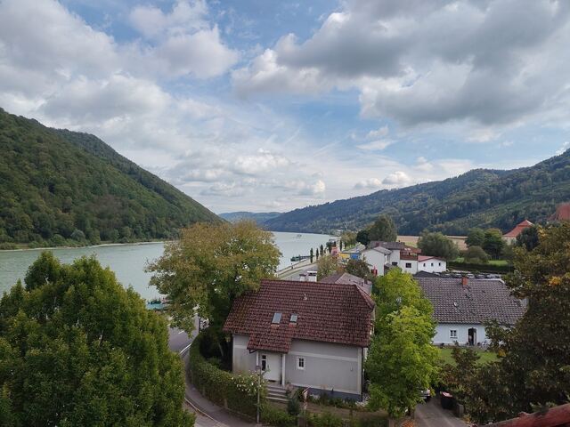 Blick aus dem Hotelzimmer in Engelhartszell auf die Donau