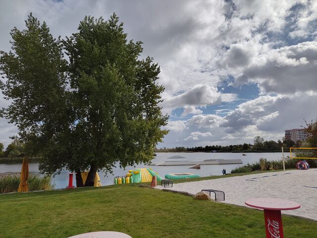 Neustädter See mit Wasserspielplatz